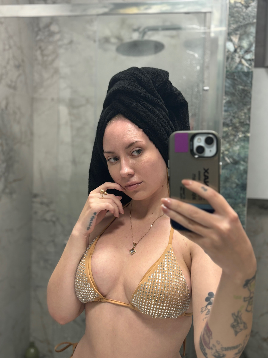 Nude girl KateV in Serang