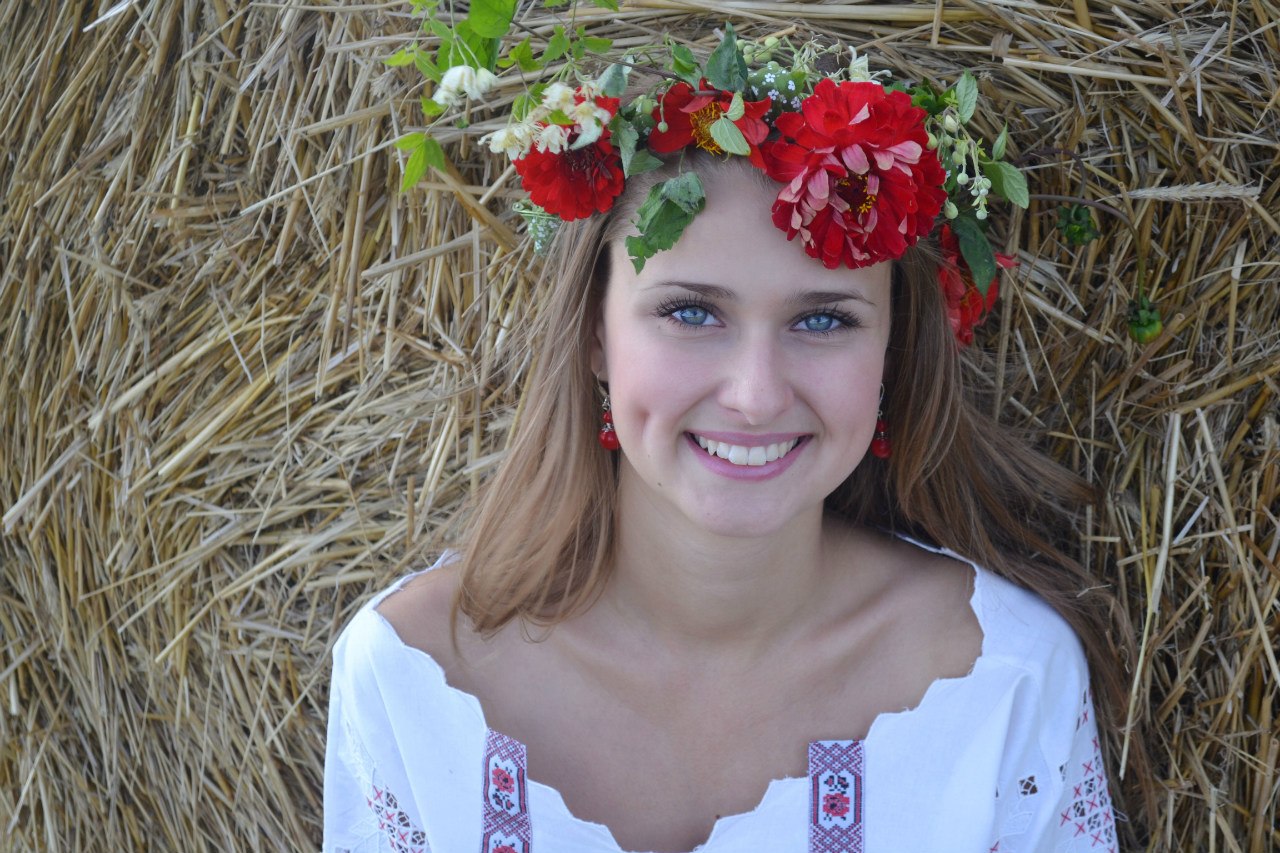Slavic women in Serang
