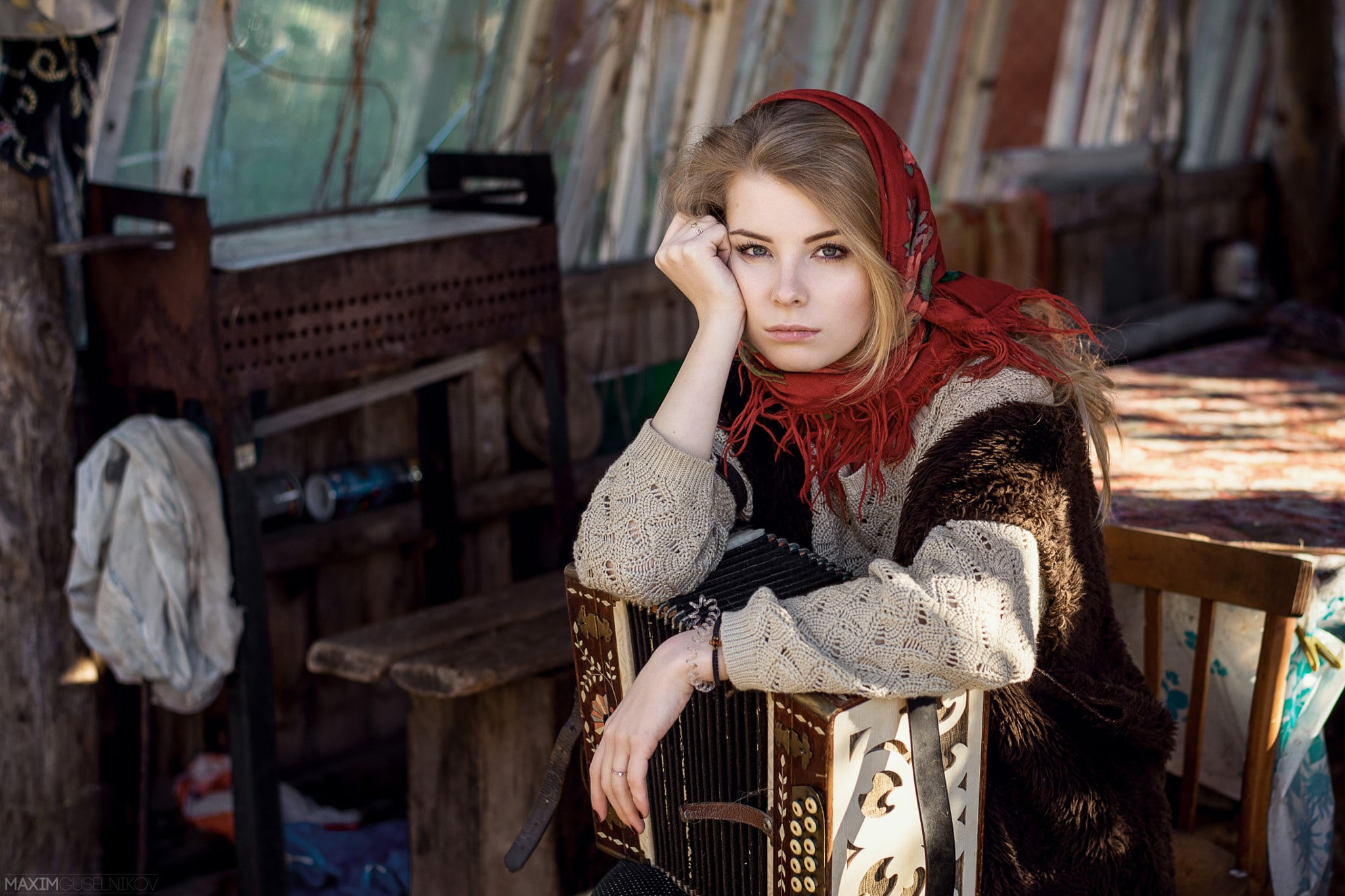 Slavic women in Serang