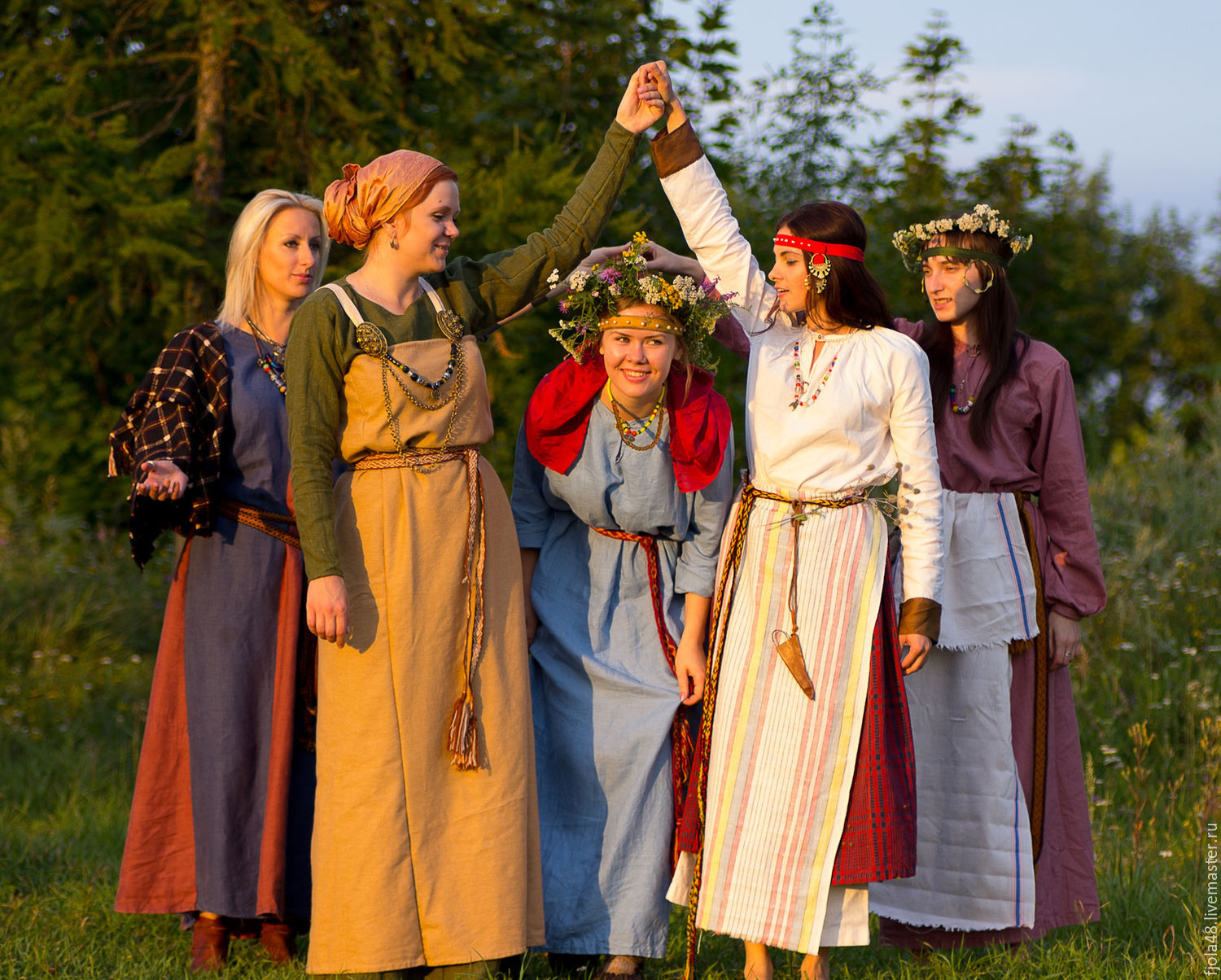 Sexy model Slavic women in Serang