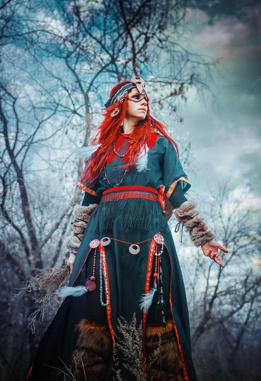 Girls in Slavic costumes underwear in Serang