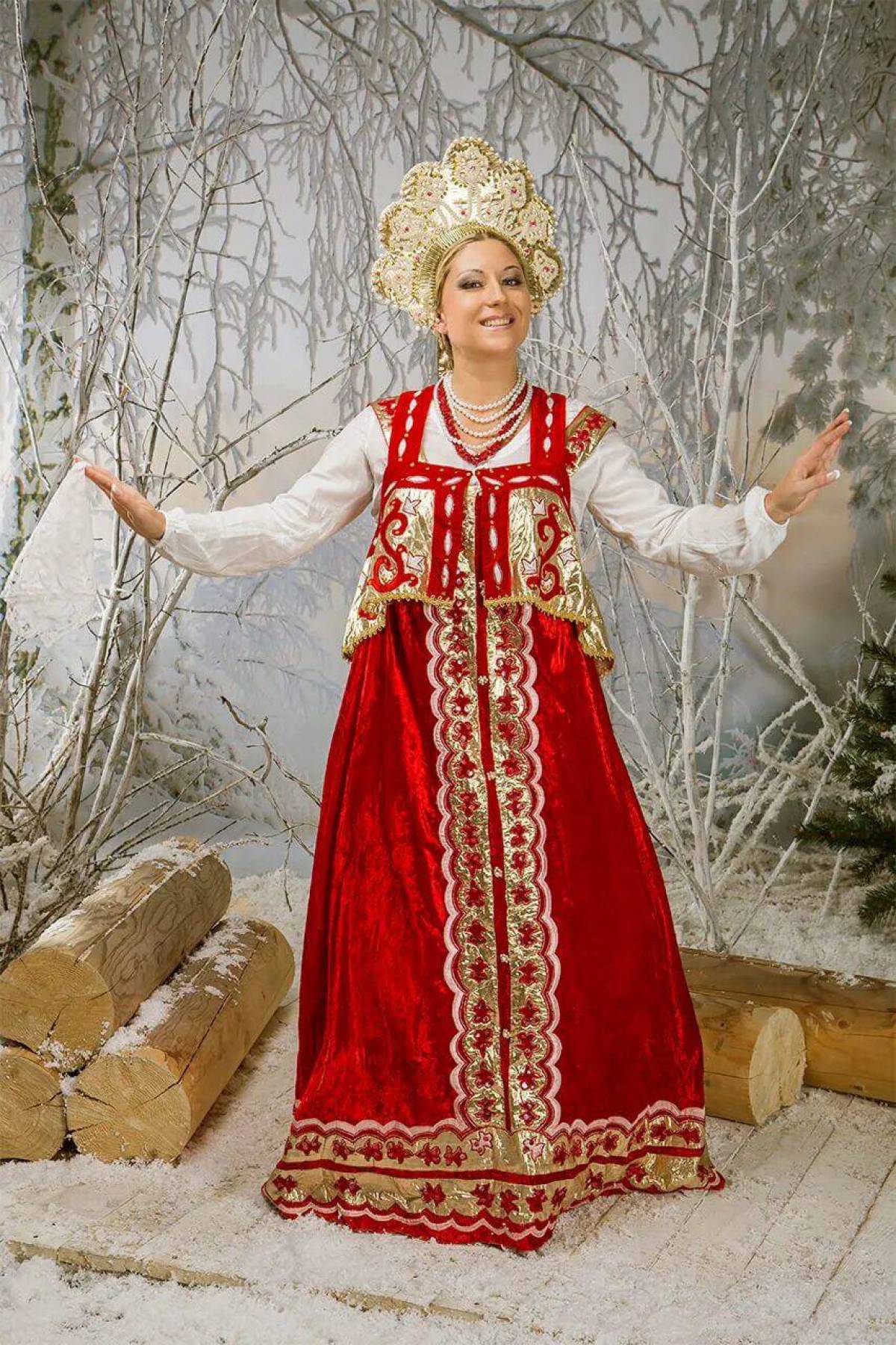 Girls in Slavic costumes in Serang